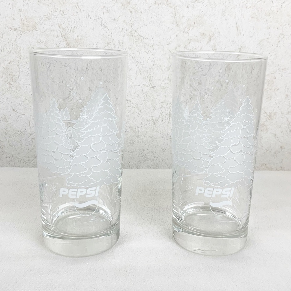 Vintage Pepsi Cola 2 Frosted Winter Scene Tumbler Glasses Trees Snow Sleigh
